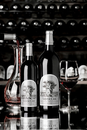 silver-oak-wine-bottle-decanter-reflection